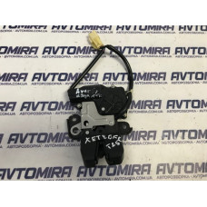 Замок кришки багажника електро Toyota Avensis T25 HB 2003-2008 6935005040